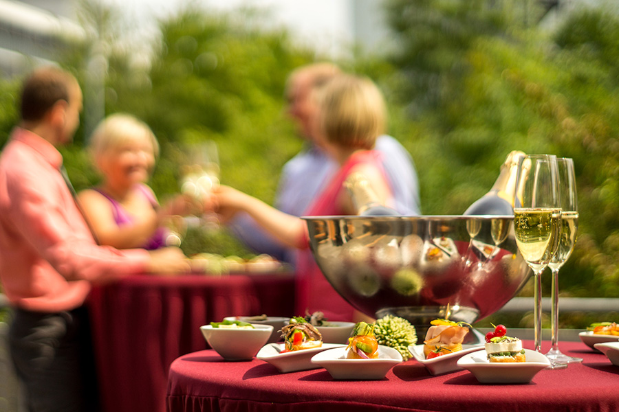 Sommerfeier Catering: Alles frisch! Catering für den Großraum Reutlingen, Tübingen und Stuttgart